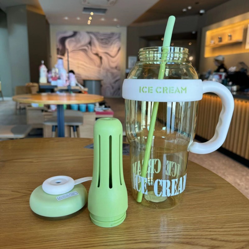 Trendy Oversized Tumbler - 32o - Training Cup Straw 评论和价格